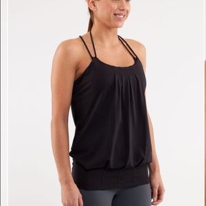 Lululemon flow and go Tank